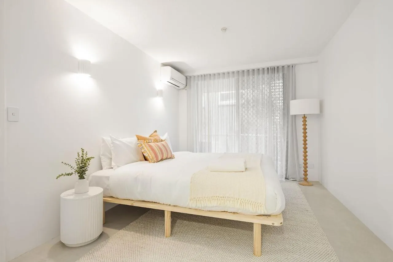 The Rocks Resort Unit W4 Gold Coast Apartment